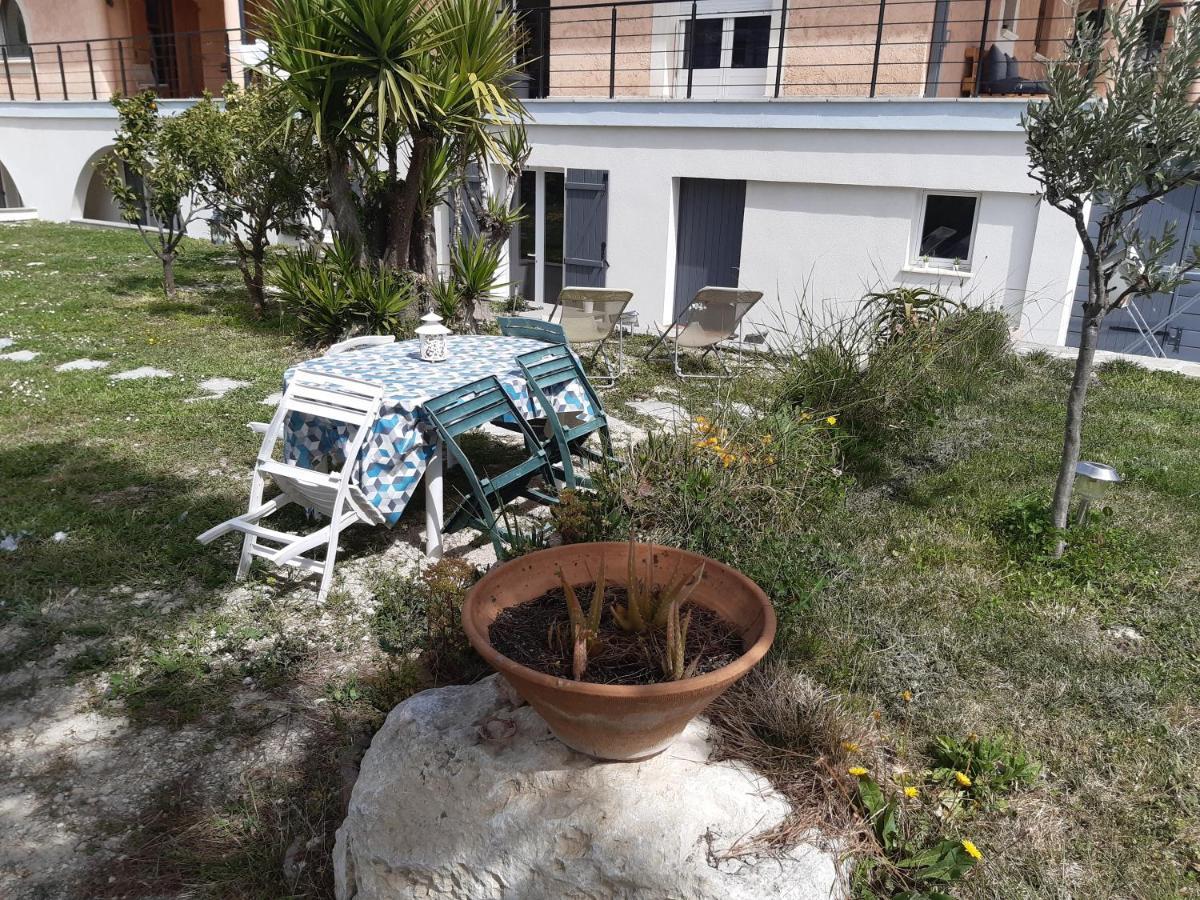 Appartement 3 Pieces Dans Villa Individuelle Falicon Exterior foto